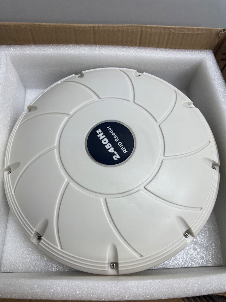 2.45 GHz RFID Reader For parking System , UHF RFID Gate Reader