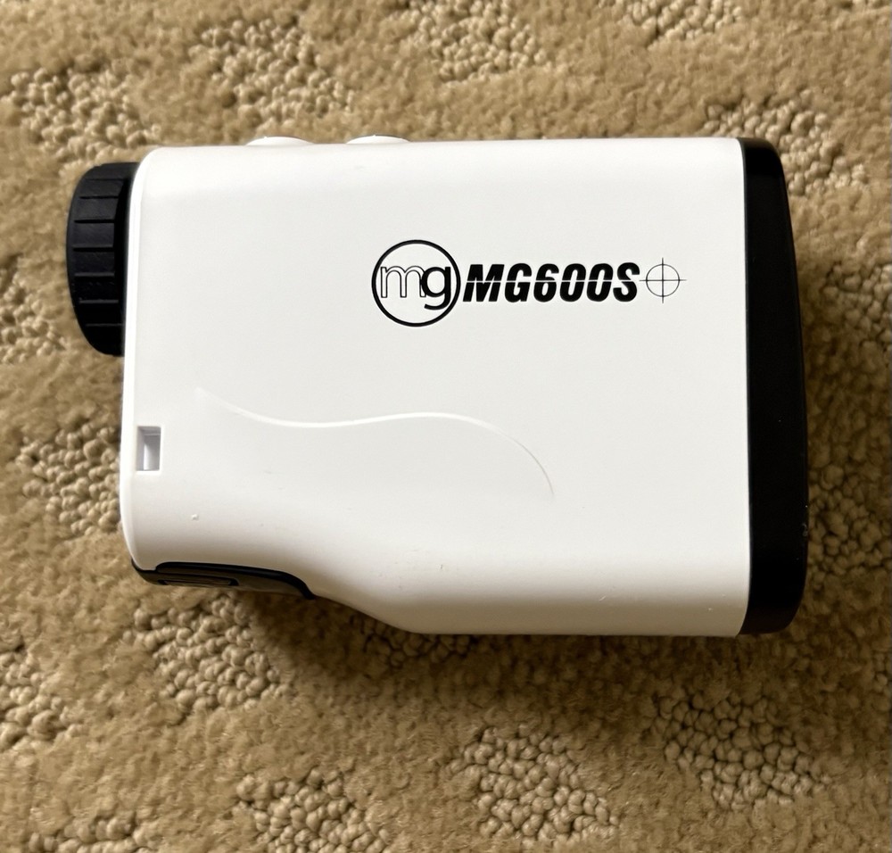 MG600S RANGEFINDER W/CASE TESTED