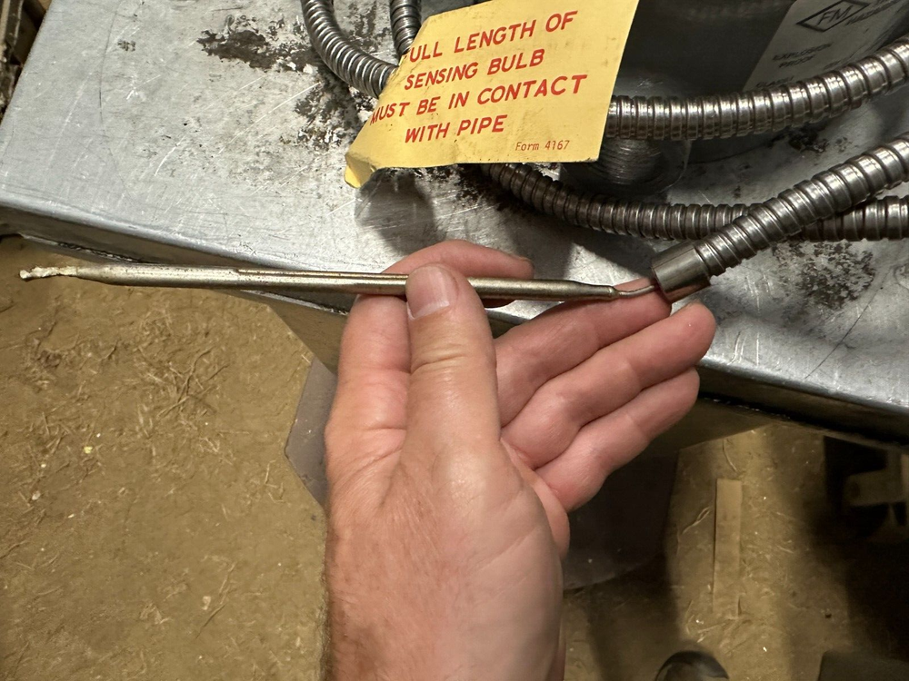 Thermon Adjustable Control Thermostat E4X7-35235JB