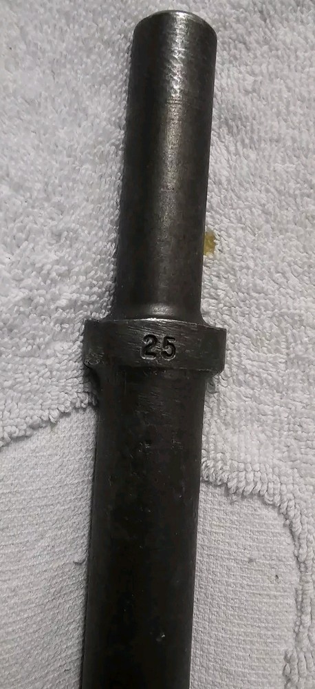 11 1/2" AJAX U 25 POINTED CHISEL