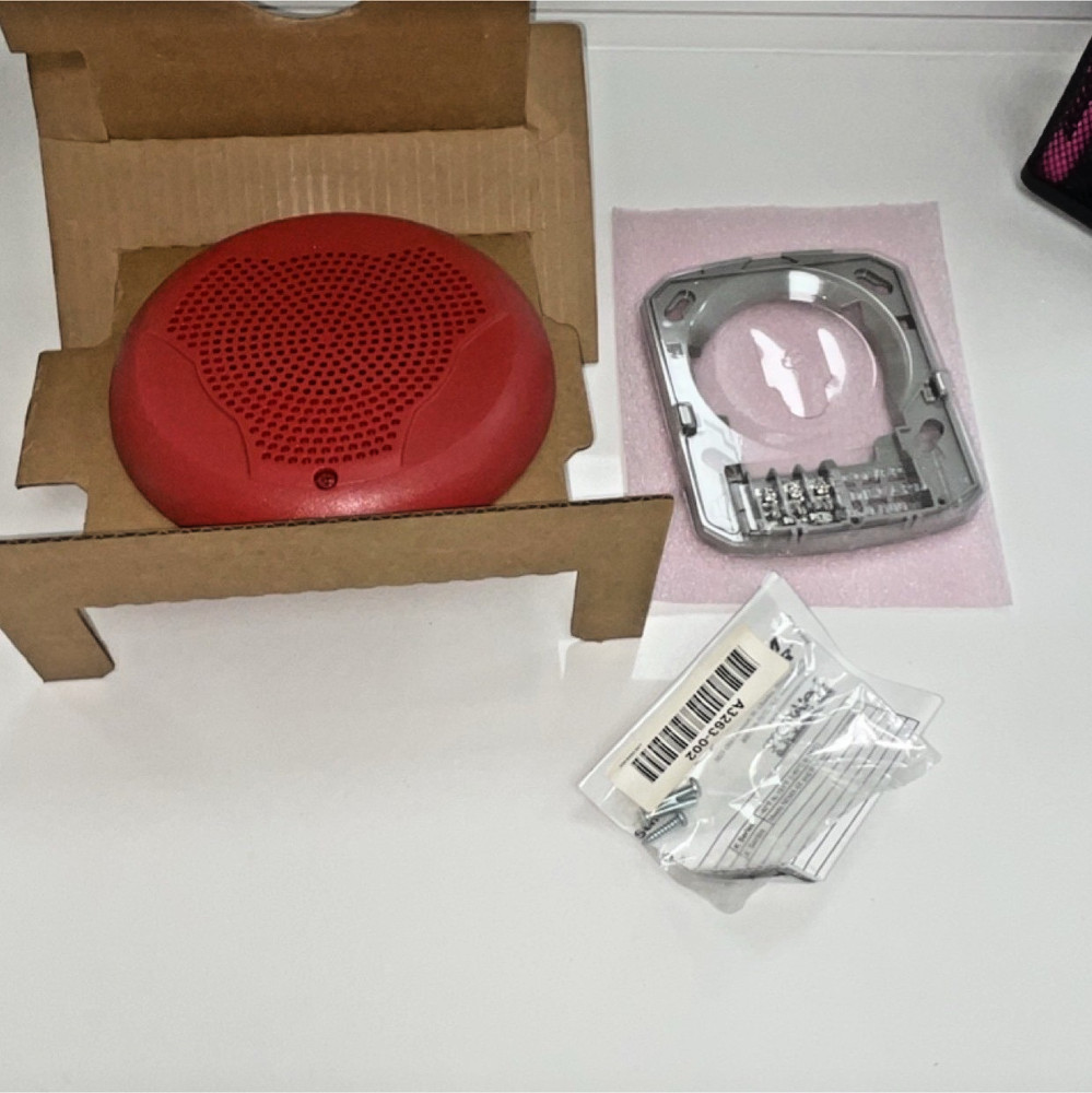 System Sensor SPCR SpectrAlert Advance Ceiling Speaker - Red - New - Box Worn