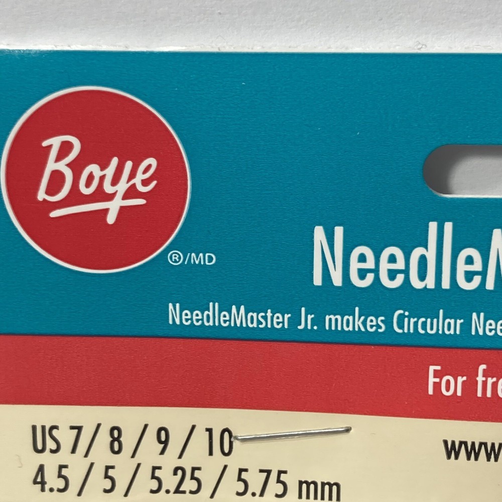 5) Boye Needle Master Junior Circular Knitting Needle Kit for Beginners 16pc