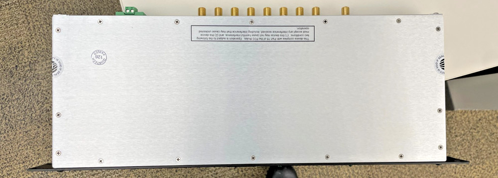 Quintech 8-Way Active Splitter (LS082150A1FVA000)