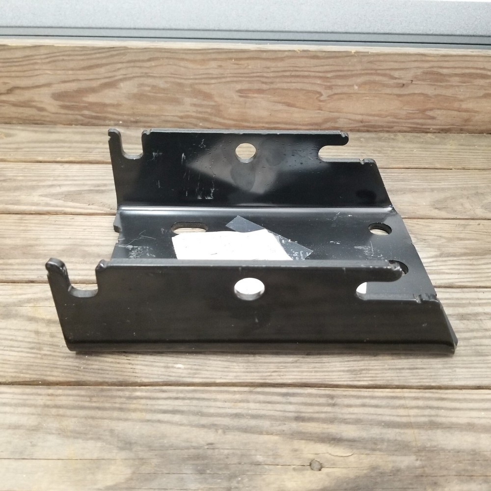 PACCAR Def Tank BRACKET M11-6308