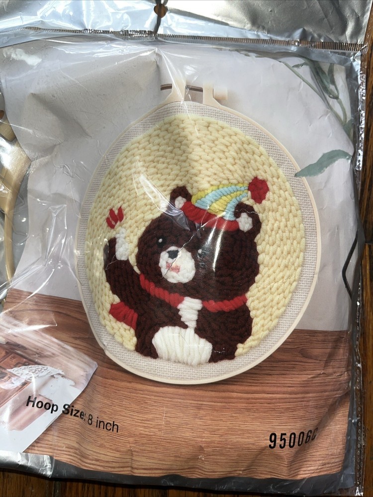 Bear Pattern Punch Needle Embroidery Kit