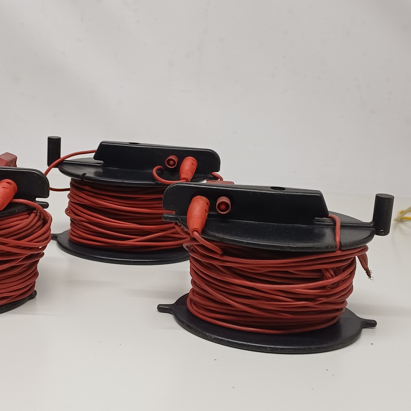 Fluke 1623 Earth Ground Resistance Tester Kit GEO w/ Leads & Case