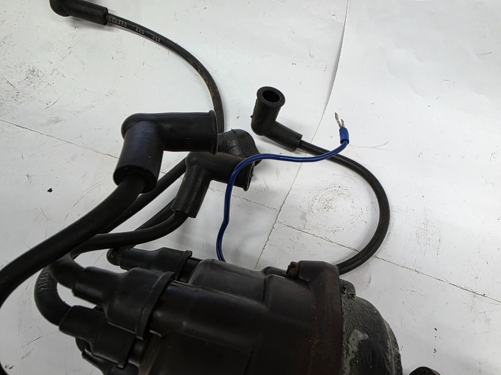Mercruiser 33266 Distributor w/ Plug Wires
