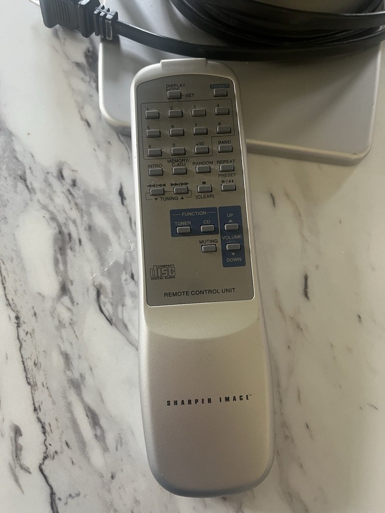 Sharper Image SO226 Vertical CD Stereo CD Player AM/FM INCLUDES Remote