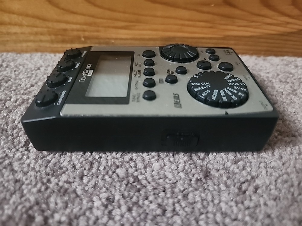 KORG Pandora PX4D Guitar Multi-Effect Processor 040608 Free Shipping
