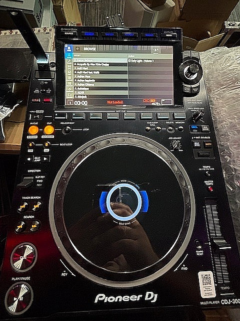 Pioneer DJ: CDJ-3000