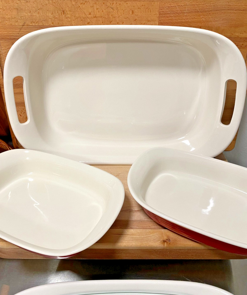 Red CorningWare Etch Casserole Baking Dishes Set EUC
