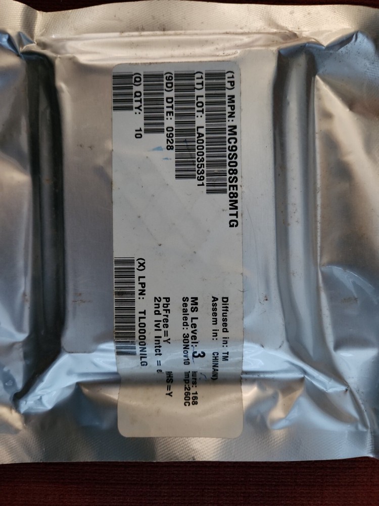 10PCS  MC9S08SE8MTG