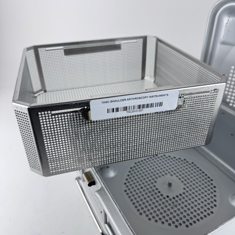 Aesculap JN341 Sterilization Container System With Lid & Insert