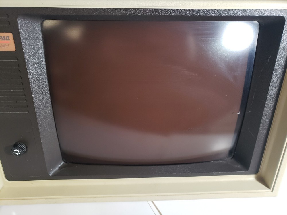 Compaq Deskpro TM DSM Type 12CQM31
