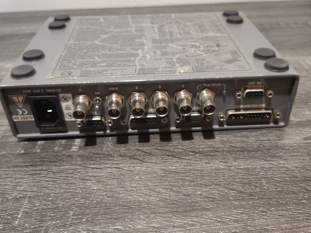 Extron VTG 200 Programmable Video Test Generator Good Condition With Scratches