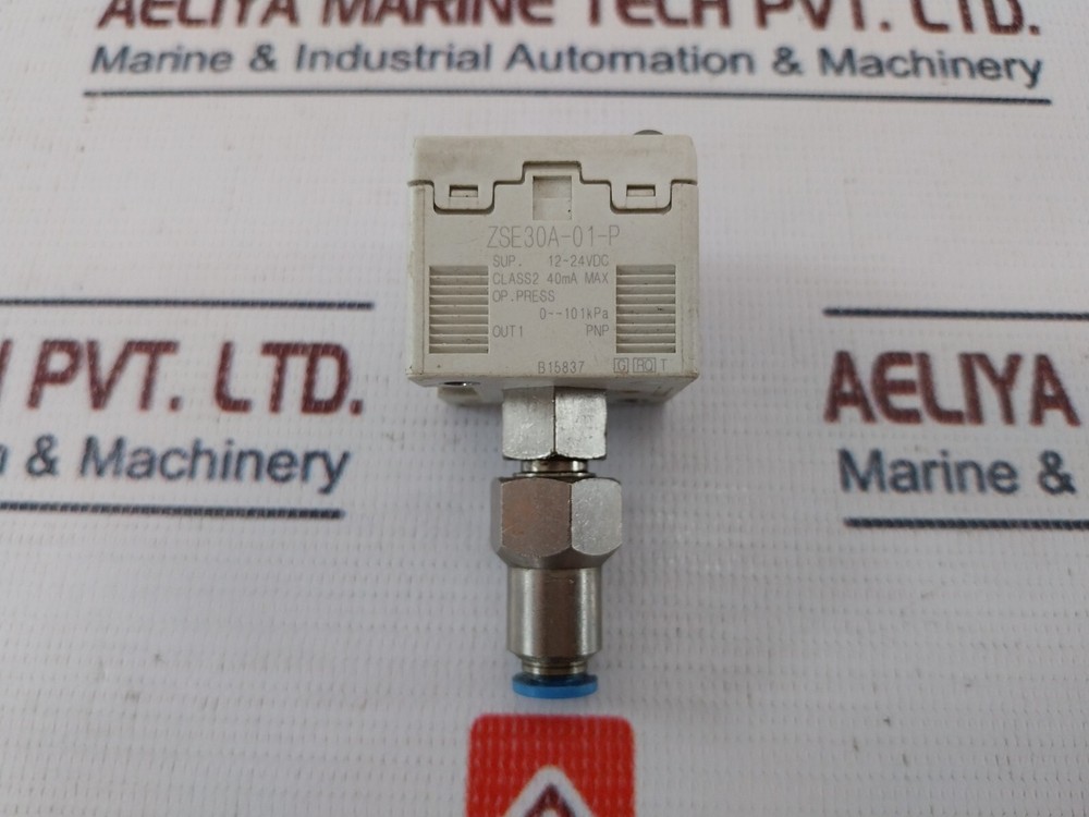 SMC ZSE30A-01-P Digital Pressure Switch