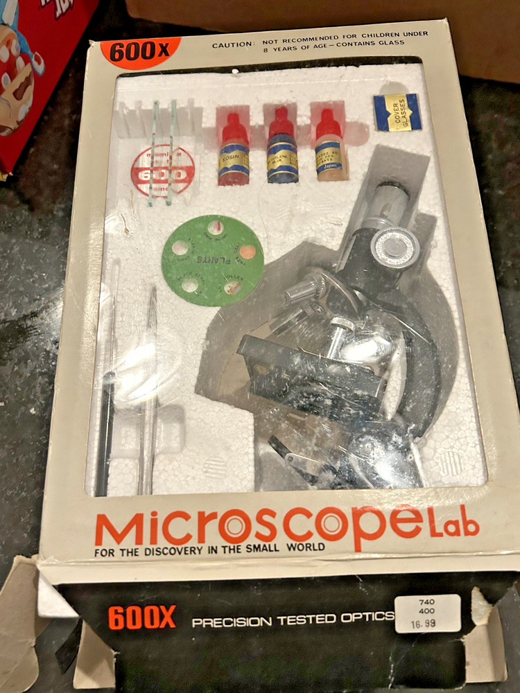 Vintage Microscope Chemistry Experiment Kit Set w Microscope Educational