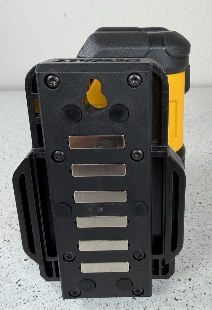 DEWALT DCLE34021 Self-leveling Line Laser Level. Clean!!!
