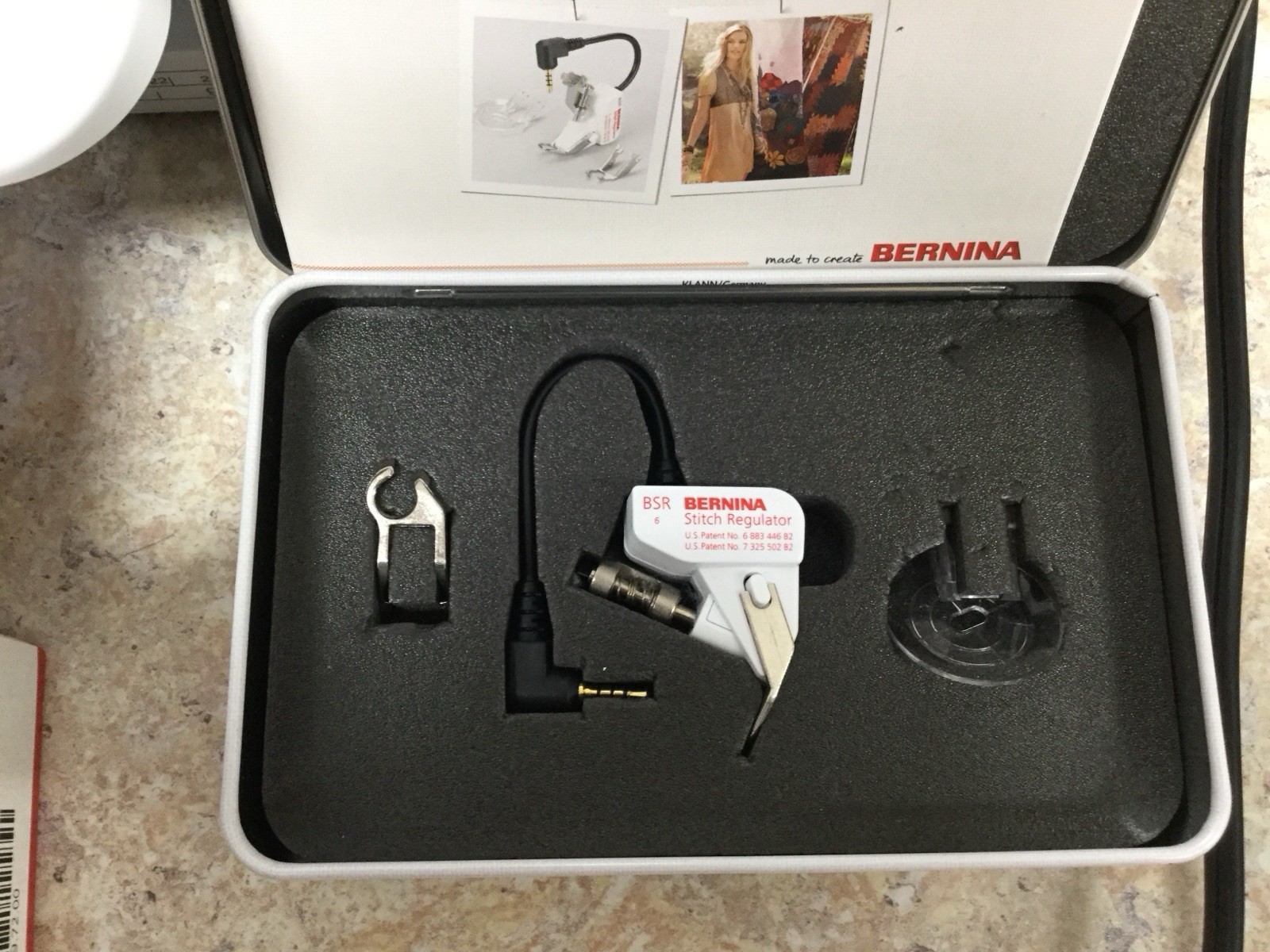 Bernina 570 QE (1st Gen Model) Sewing, Quilting, Embroidery Machine with BSR