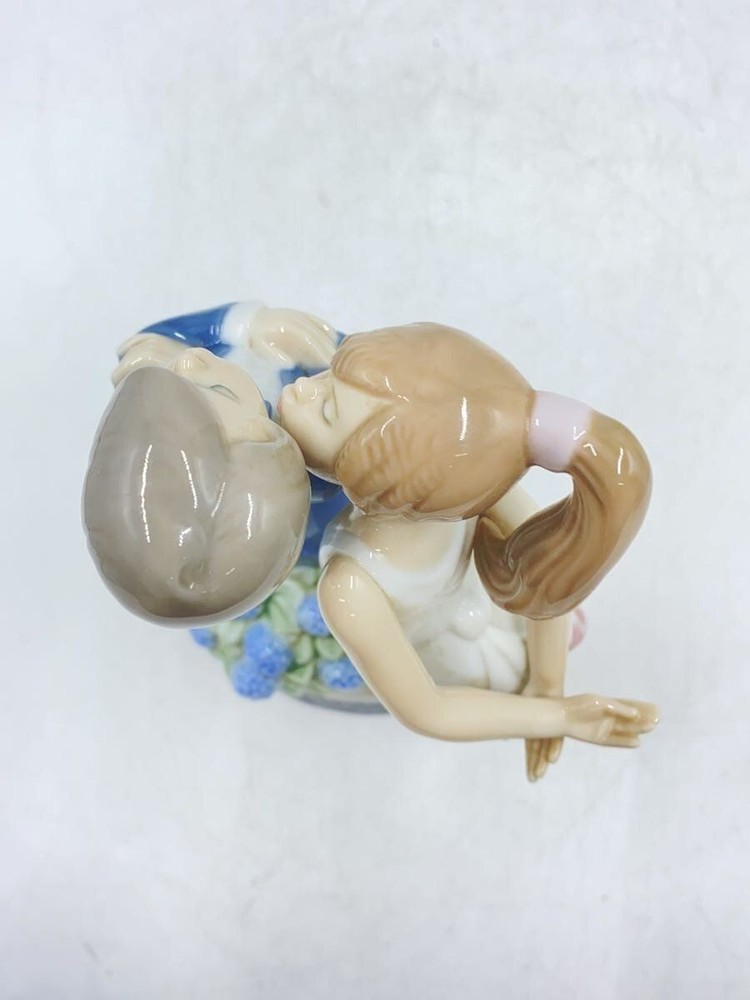 Lladro Interior Goods 5555 Used
