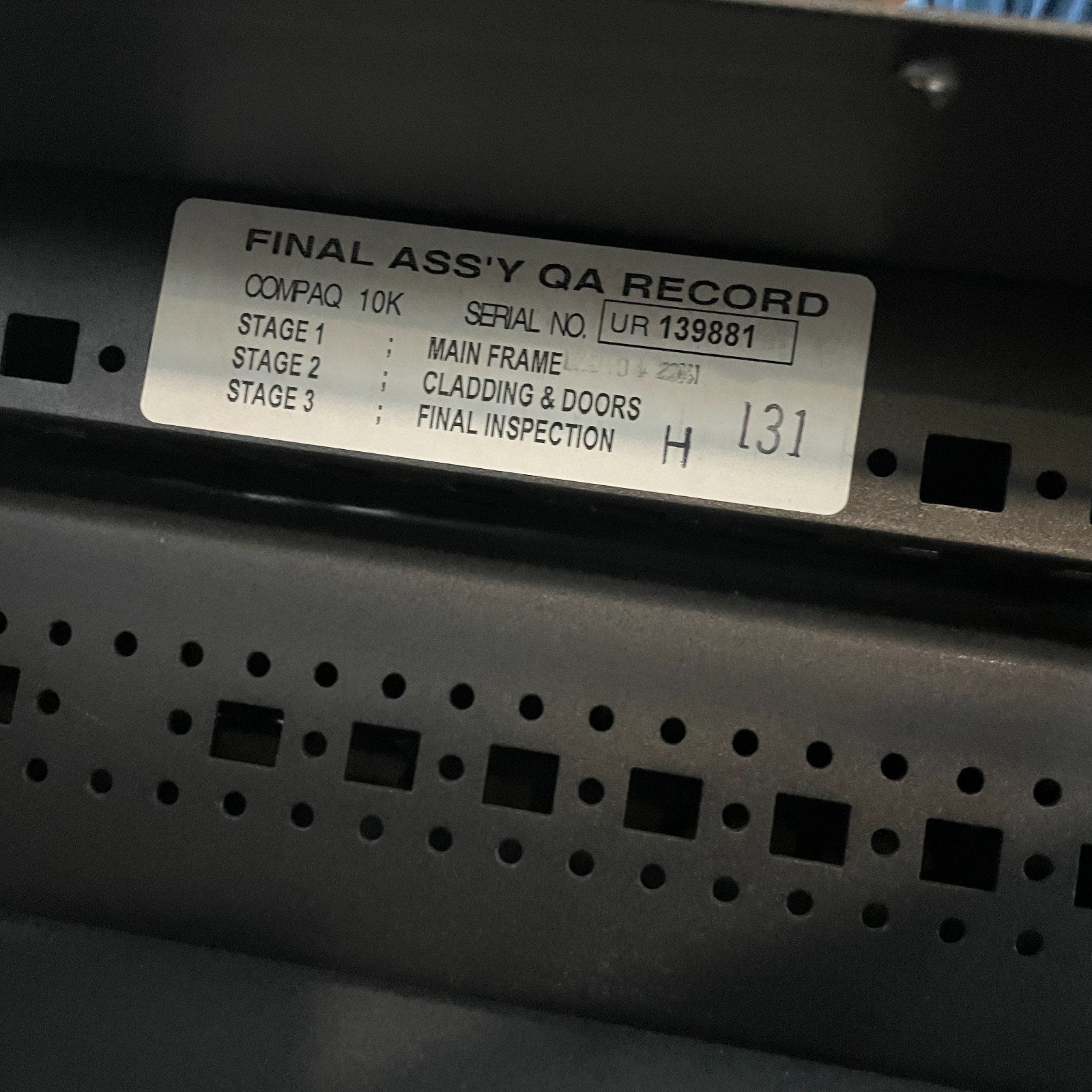 HP 42U Compaq 10K Series Server Rack Cabinet Enclosure w/ Mesh Doors