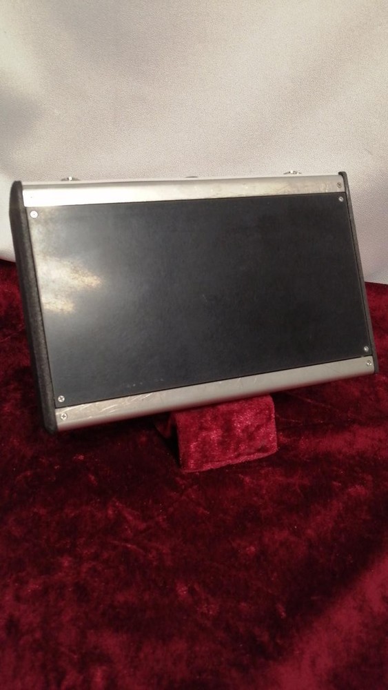 FKT AUDIO Black Wall Bass Pre effector