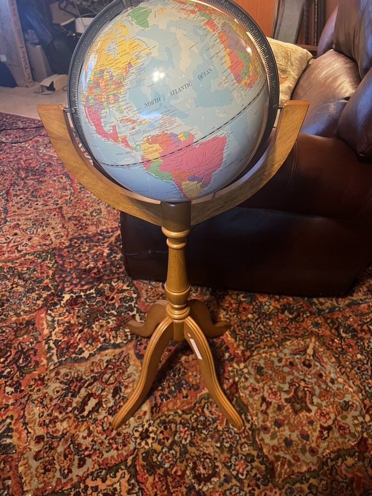 Globe World Aluminated, Solid Wood Stand Classic 39” Tall