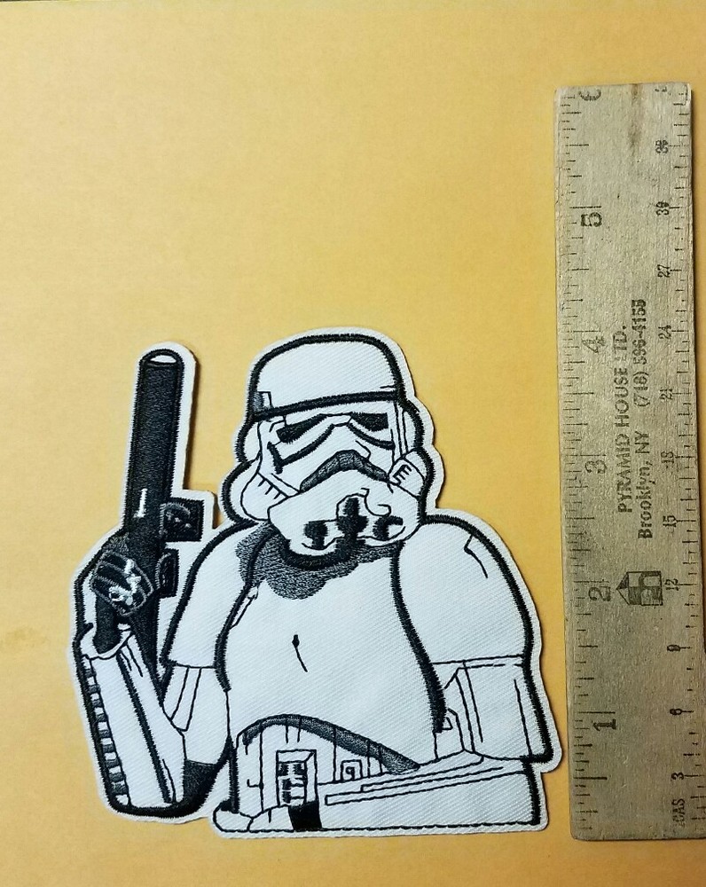 Star Wars Stormtrooper with blaster Patch 4 inches tall