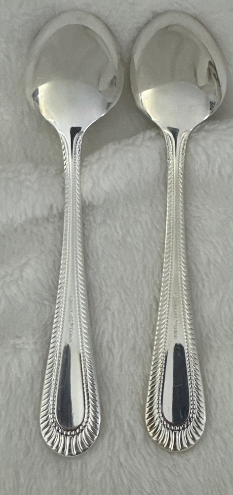 2 WALLACE Wickham Deep Silverplate Dinner Spoon Tablespoon Flatware Fan Bead 7.5