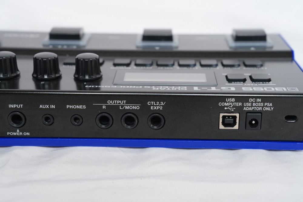 BOSS GT-1 Guitar EFFECTS PROCESSOR/MULTI-EFFECTOR