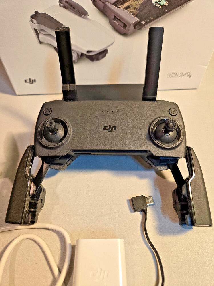 DJI Magic Mini 1 Fly More Combo-3 Batteries
