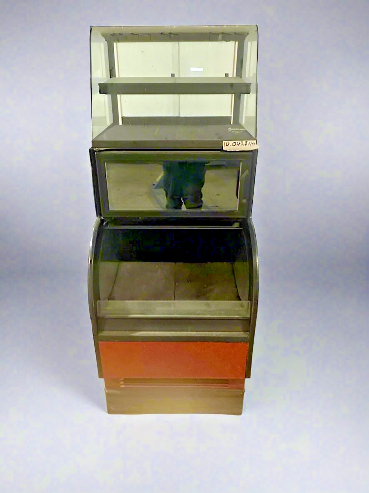 "STRUCTURAL CONCEPTS" TRIPLE ZONE LIGHTED REFRIGERATED DISPLAY MERCHANDISER