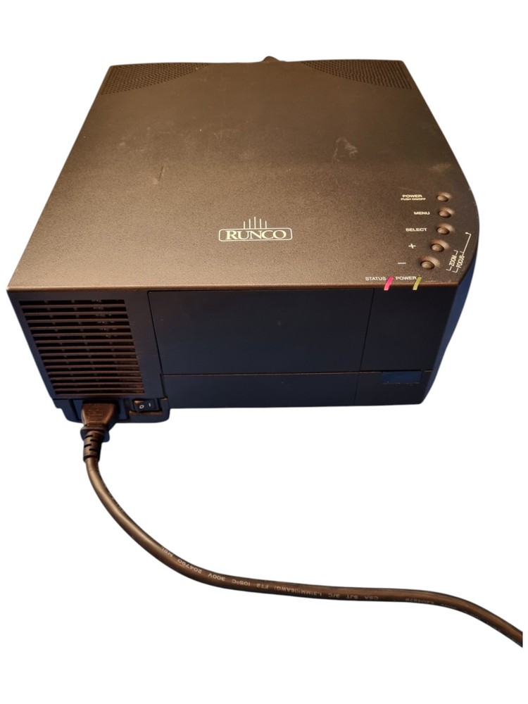 Runco LCP-500 (MultiSync MT600) LCD Projector