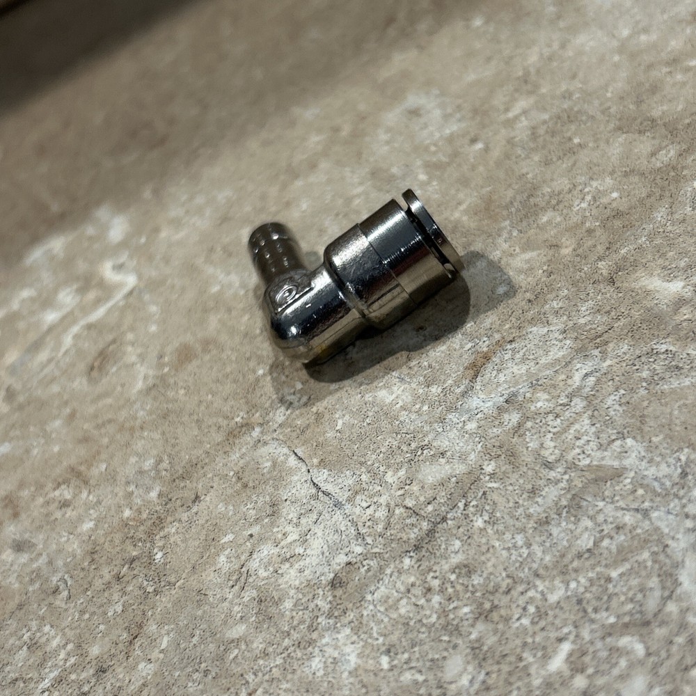 Wagner elbow quick connector 3113451 Powder Coating. Liquid