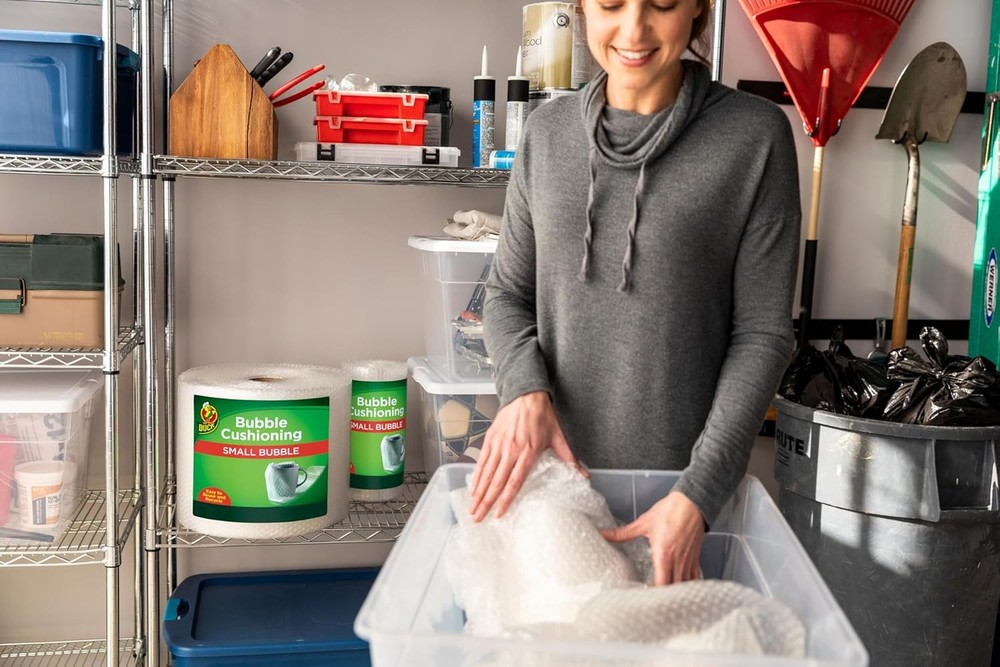 bubble cushioning wrap roll for moving shipping and packaging