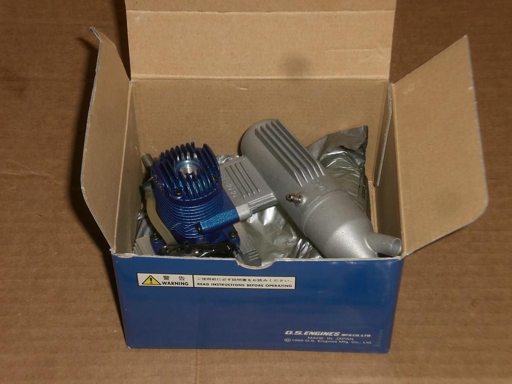 OS MAX 40 LA Model Airplane Engine Old Stock