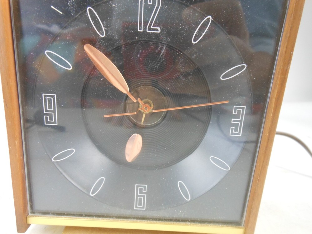 Mid Century Electric Clock w Ceiling Display B&B 787H