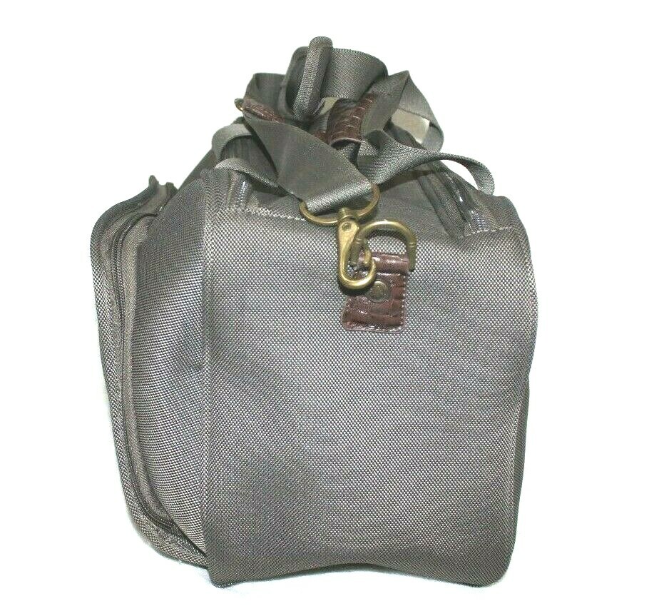 Tommy Bahama Essentials Gadget Travel Bag Tan 17 x 10 x 7 in.