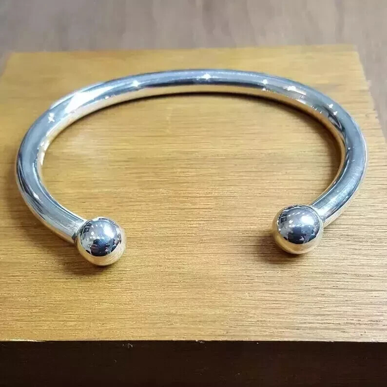 Solid 925 Sterling Silver Beautiful Handmade Women Gift Adjustable Bangle, M1426