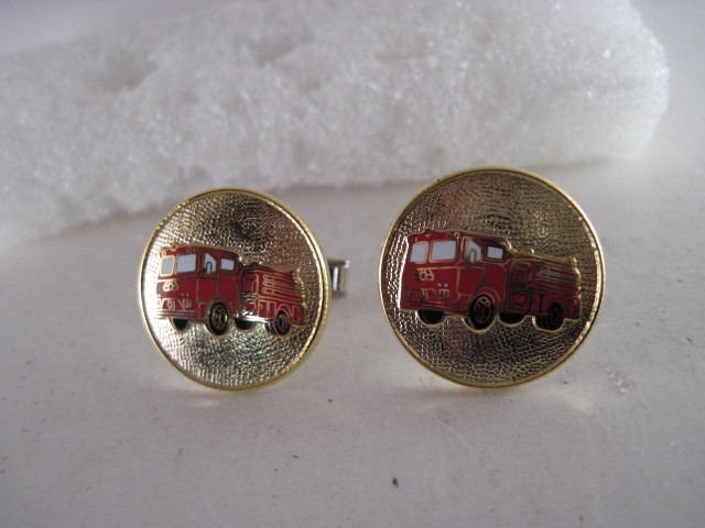 Fire Engine logo pair Cufflinks (x**h151)