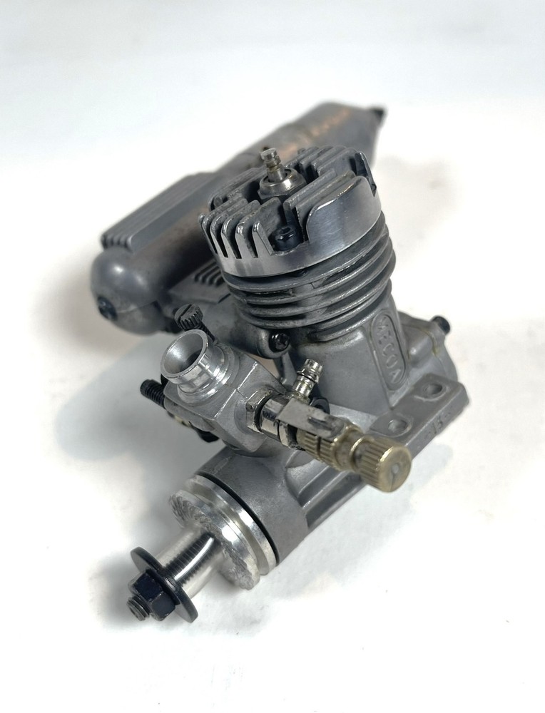 MECOA 15 RC ABC Engine With Muffler - Excellent Condition