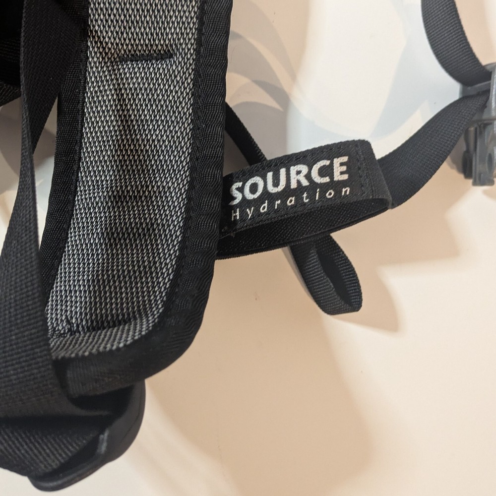 Kelty Helix Source Hydration Backpack 2 Liter Red Water Backpack BLADDER REMOVED