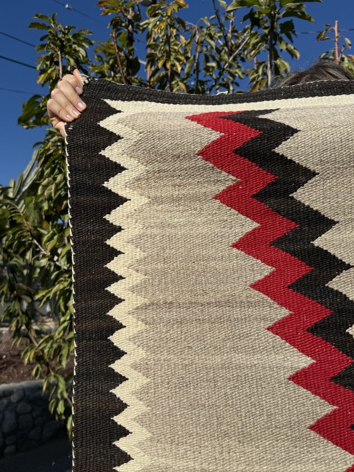 AUTHENTIC NAVAJO CABIN RUG c1920’s 60”X 32” XLNT NATIVE AMERICAN TIGHT WEAVING