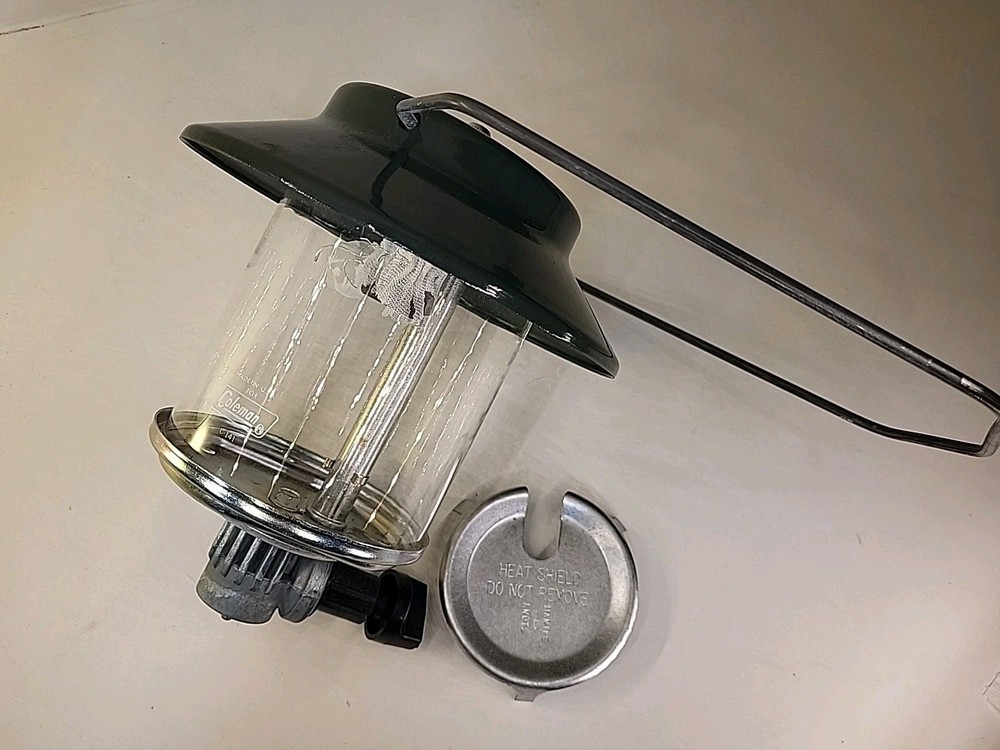 Coleman 5151C700T Two Mantle Lantern Made In The USA