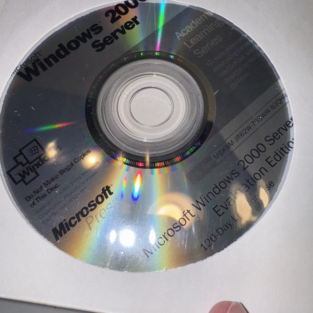 Microsoft Windows Server 2000 New CD ROM Included