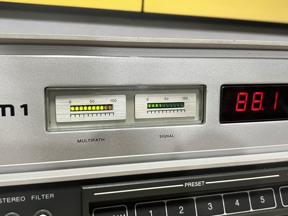 Crown FM1 Digital Tuner WORKING GREAT- TESTED