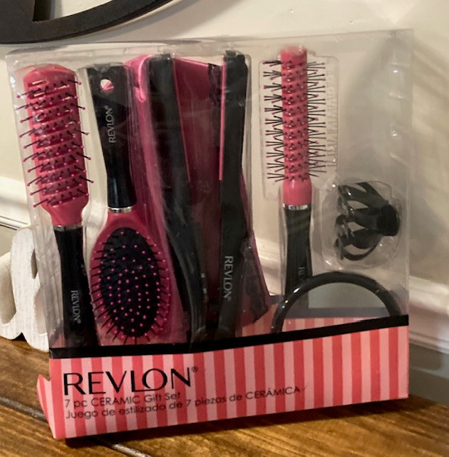Revlon 7pc Ceramic Gift Set NEW