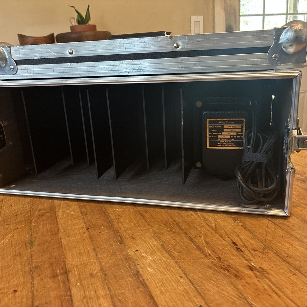 Vintage Phase Linear 400 Power Direct Coupled Solid State Amp Powers On AS-IS