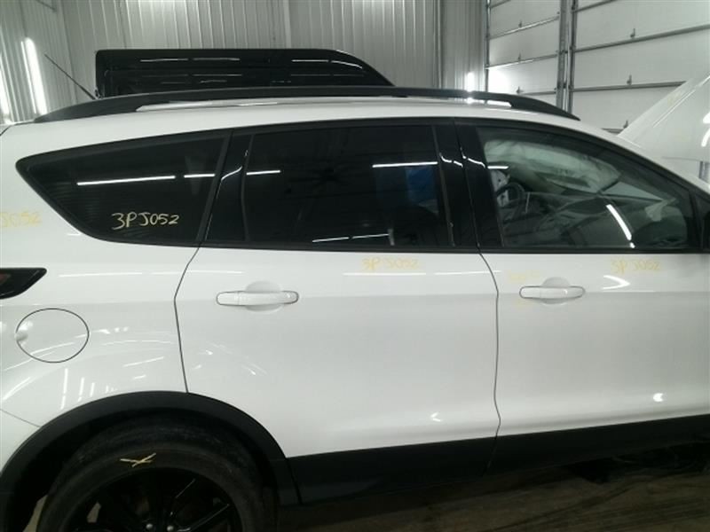 ESCAPE 2017 Fuse Box Cabin 1040172021