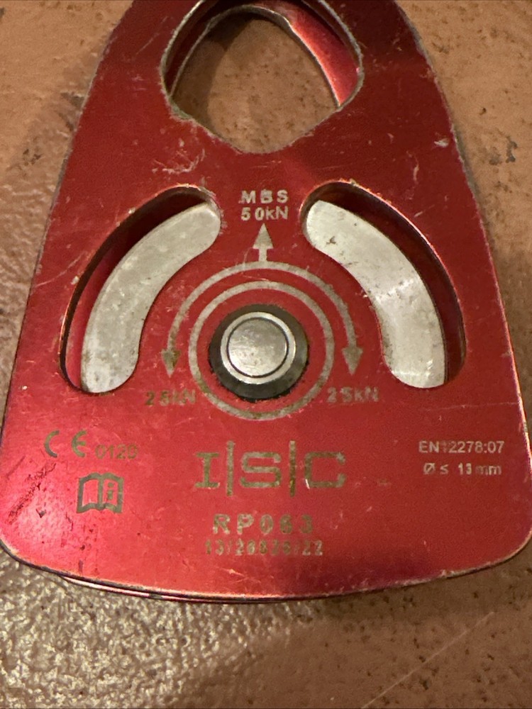 ISC RP063B1 Pulley Red